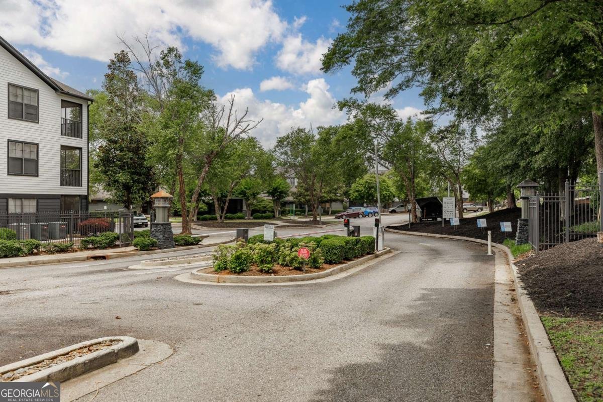 211 North Avenue Athens - 3