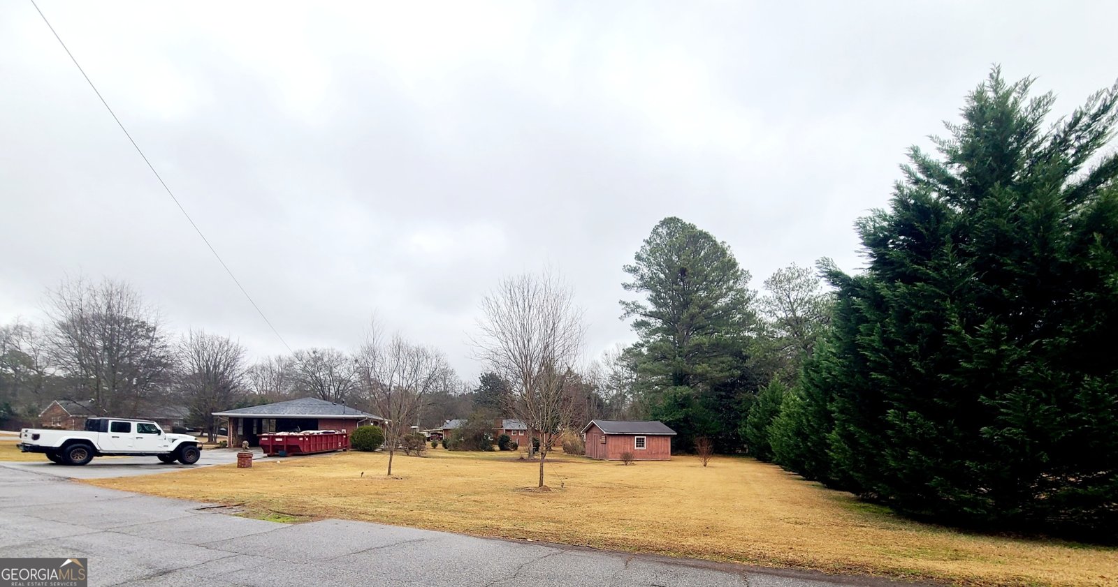 500 Circle Drive Fayetteville - 24