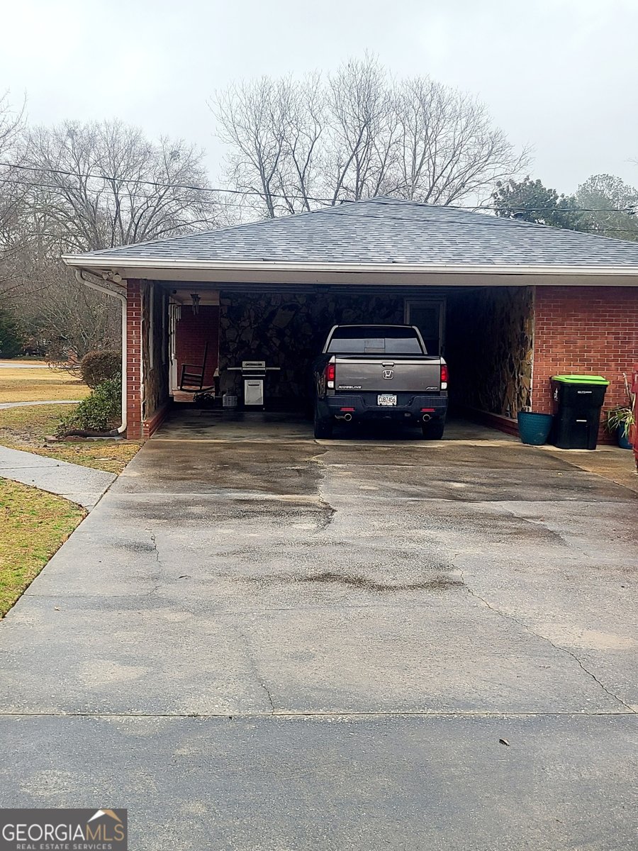 500 Circle Drive Fayetteville - 25