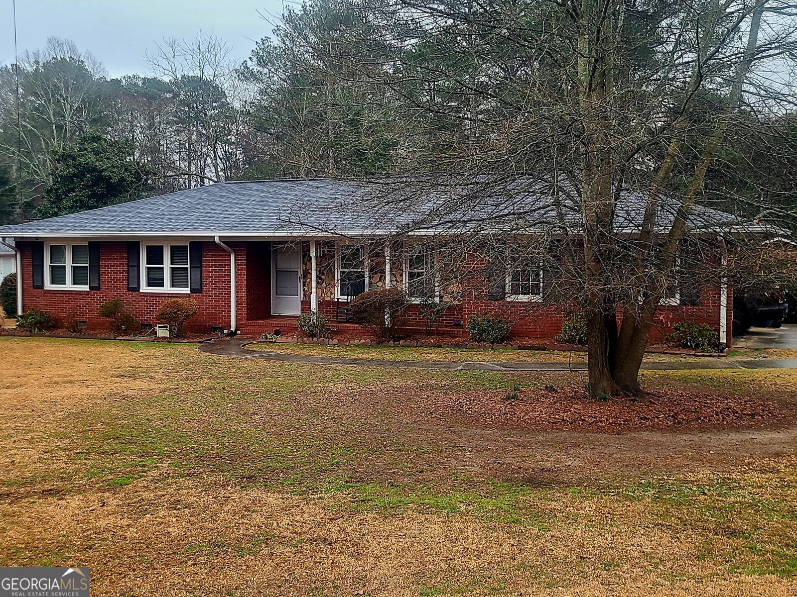 500 Circle Drive Fayetteville - 26