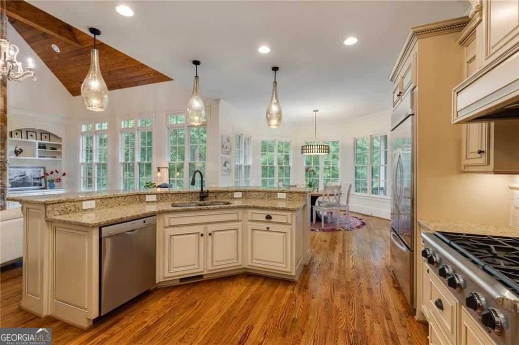 930 Shepards Court Roswell - 29