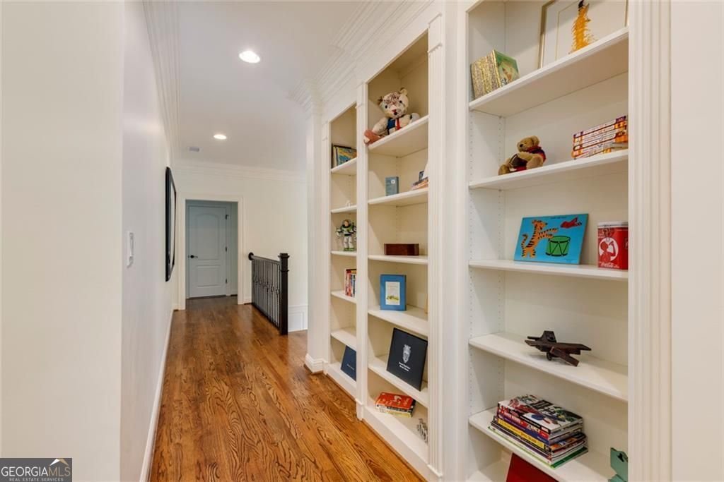 930 Shepards Court Roswell - 39