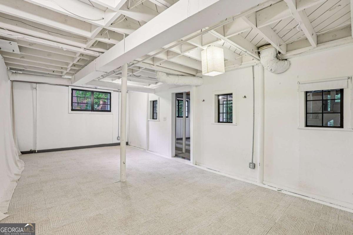 2233 Clairmont Road Atlanta - 27