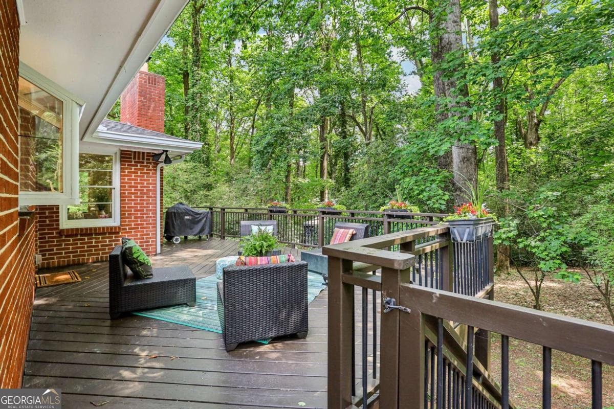 2233 Clairmont Road Atlanta - 29