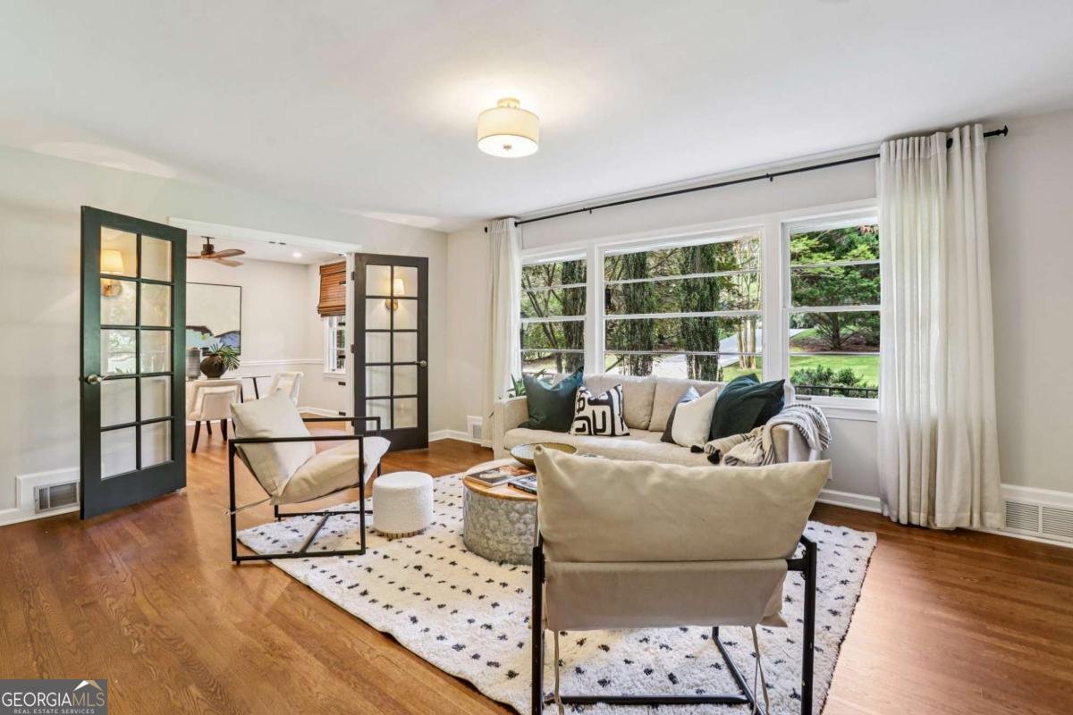 2233 Clairmont Road Atlanta - 3