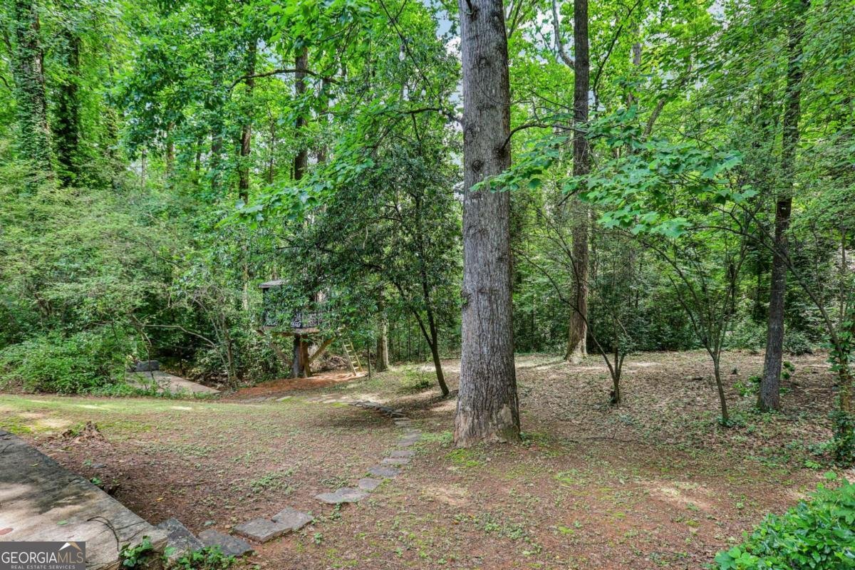 2233 Clairmont Road Atlanta - 30