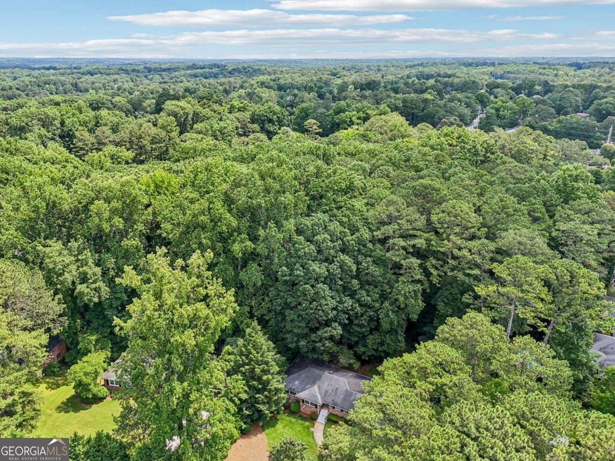 2233 Clairmont Road Atlanta - 36