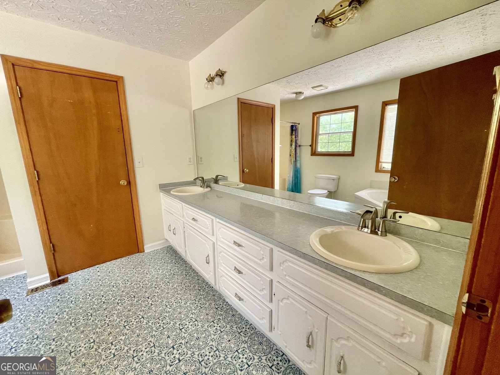610 Coolsprings Lane Woodstock - 23