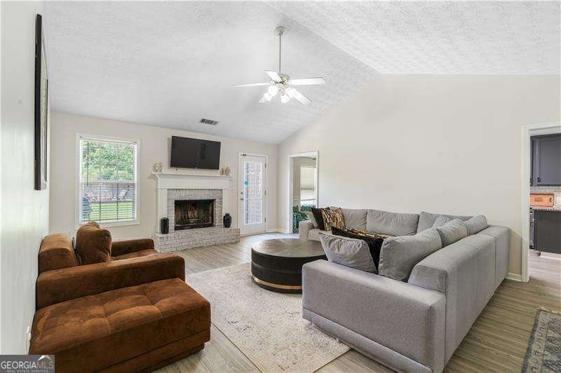 3589 Garden Manor Drive Loganville - 8
