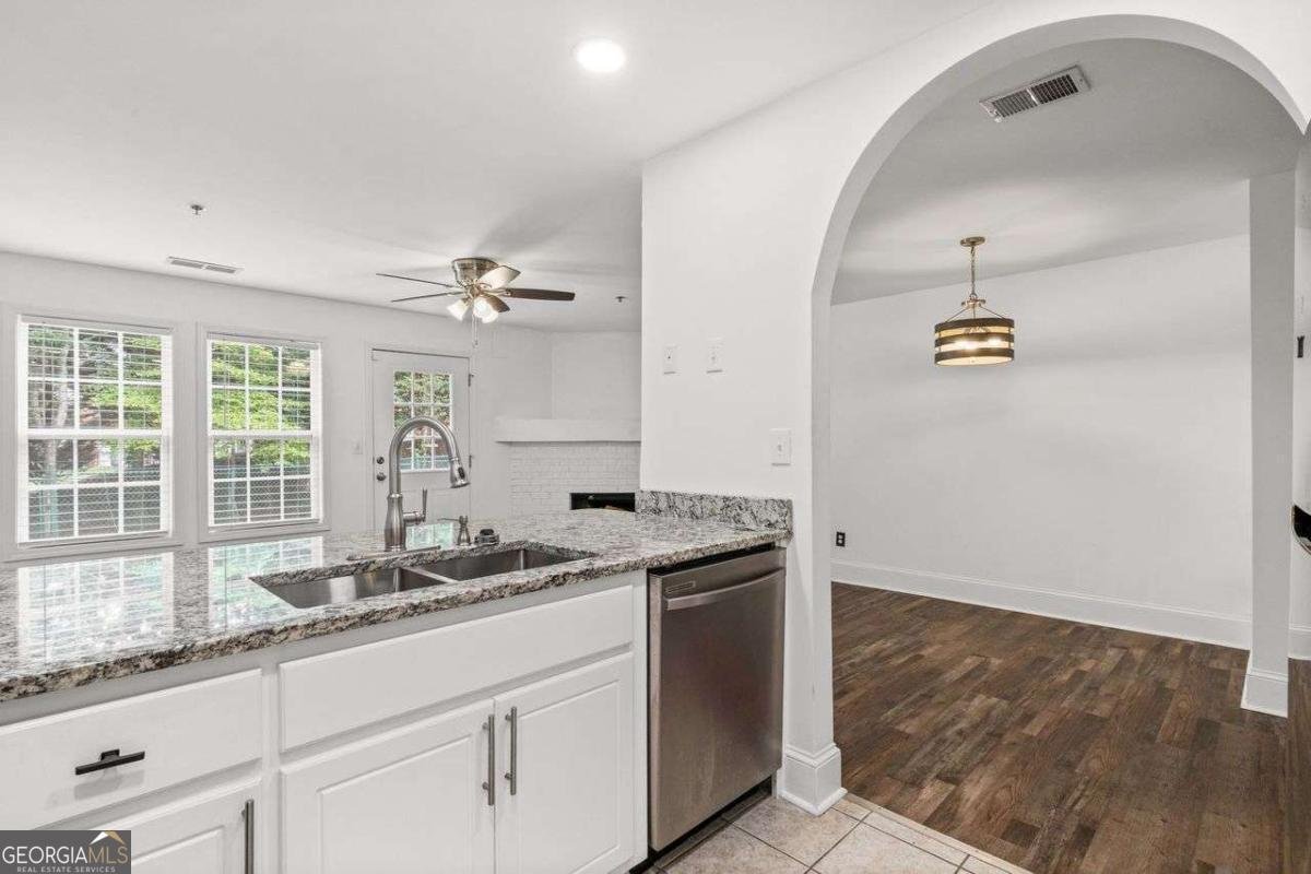215 Morris Lane Woodstock - 13