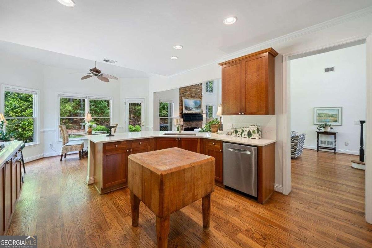 295 River Laurel Way Woodstock - 10