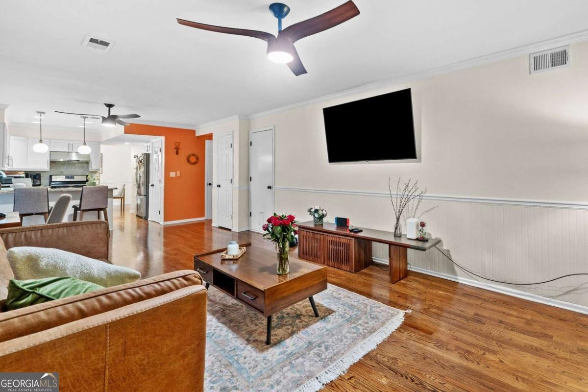 1438 Heritage Glen Drive Marietta - 4