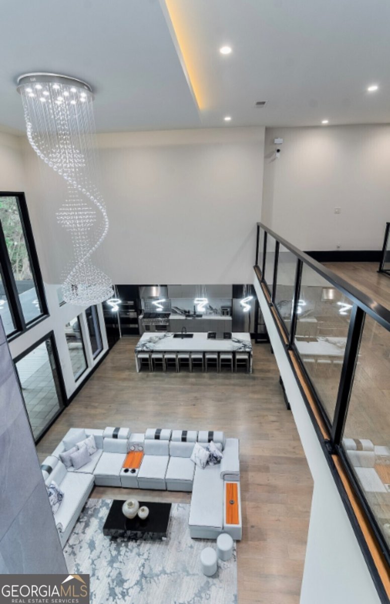 2401 Greenglade Road Atlanta - 34