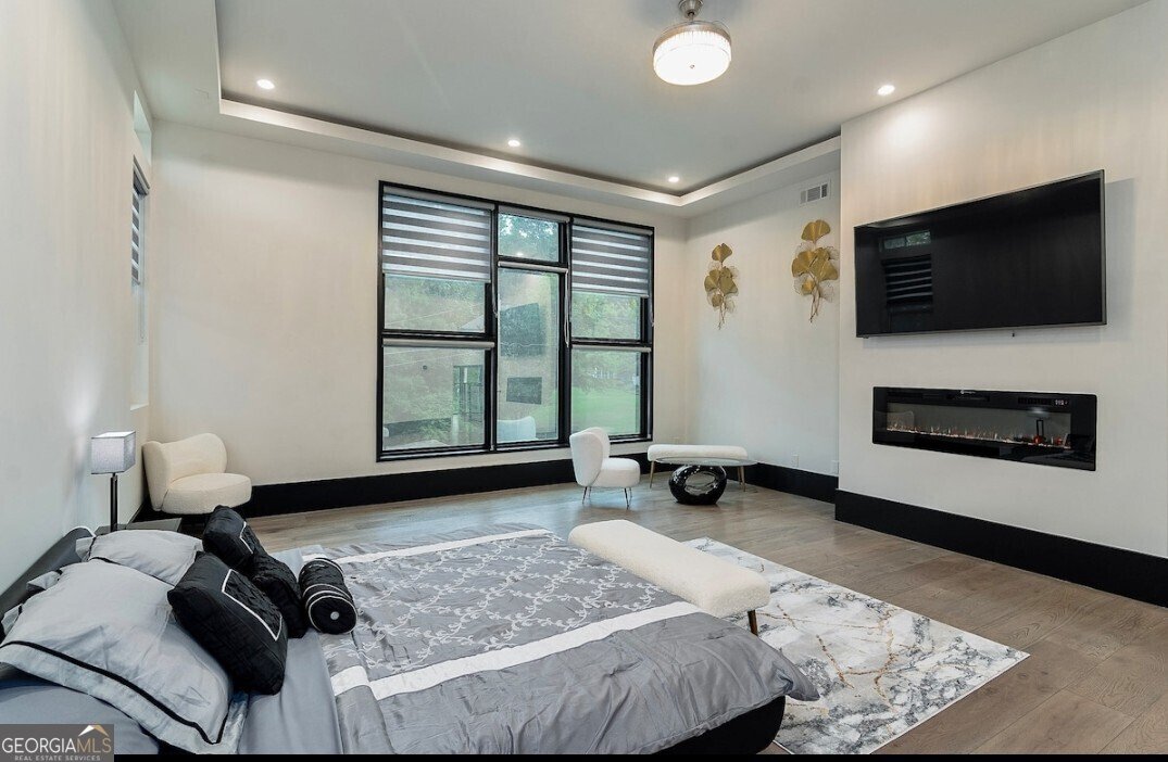2401 Greenglade Road Atlanta - 35
