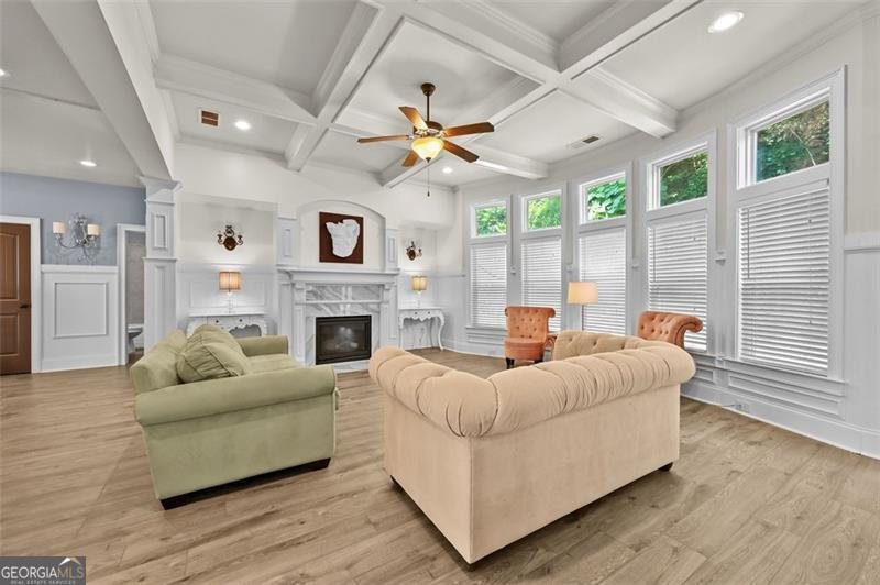 5825 TRAILWOOD Court Suwanee - 16