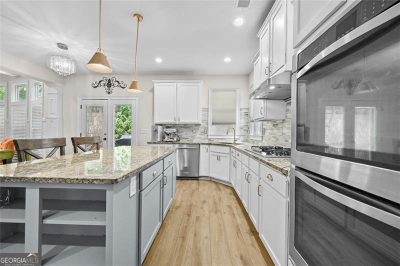 5825 TRAILWOOD Court Suwanee - 24