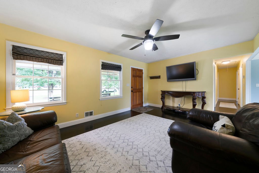 213 Cook Street Cartersville - 10