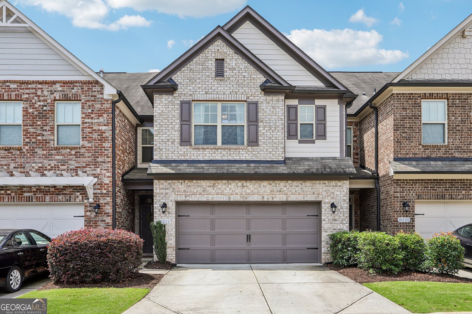 8215 Harlond Way Suwanee - 1