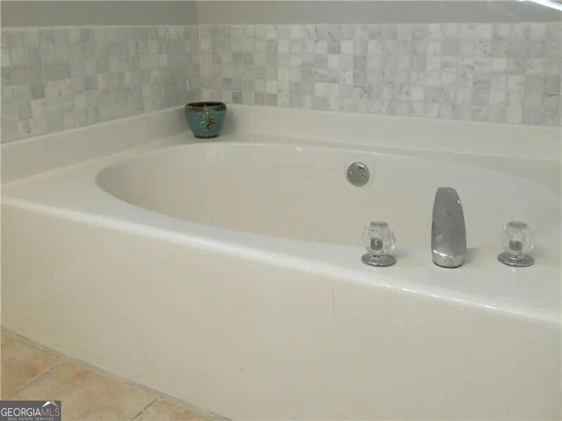 5400 Twin Lakes Drive South Fulton - 13