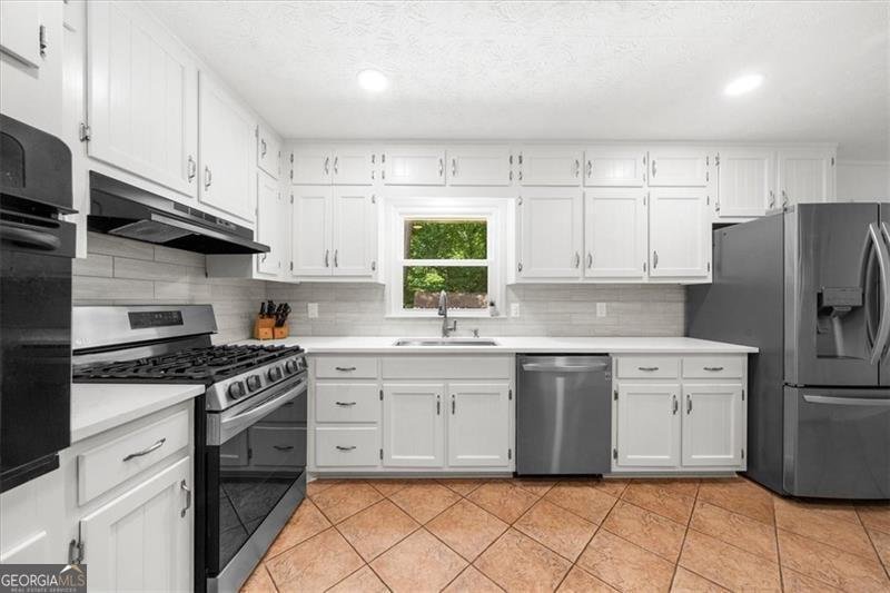 1035 Hunterhill Drive Roswell - 10