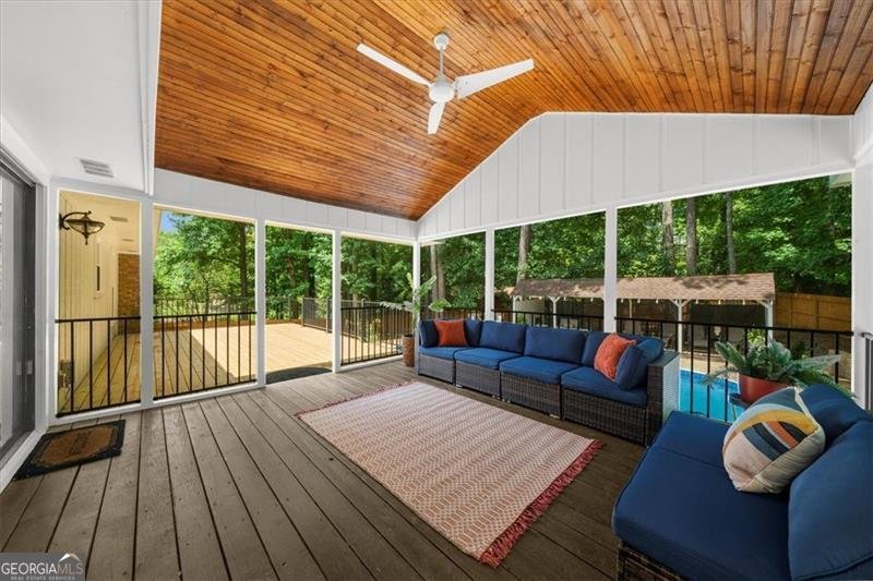 1035 Hunterhill Drive Roswell - 16