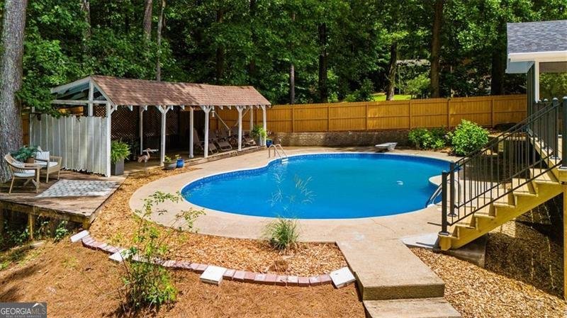 1035 Hunterhill Drive Roswell - 42