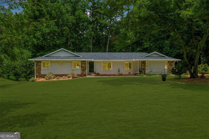 1035 Hunterhill Drive Roswell - 6
