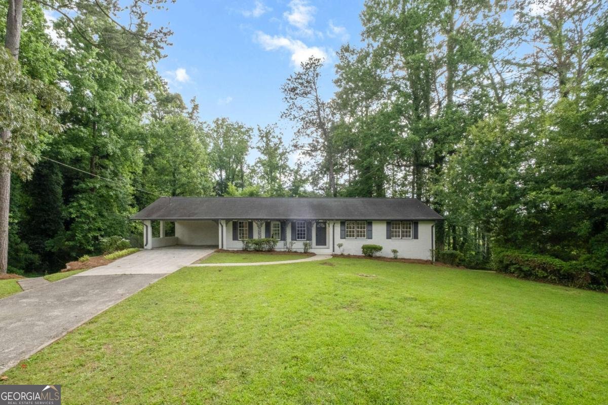 5414 Iris Drive Mableton - 1
