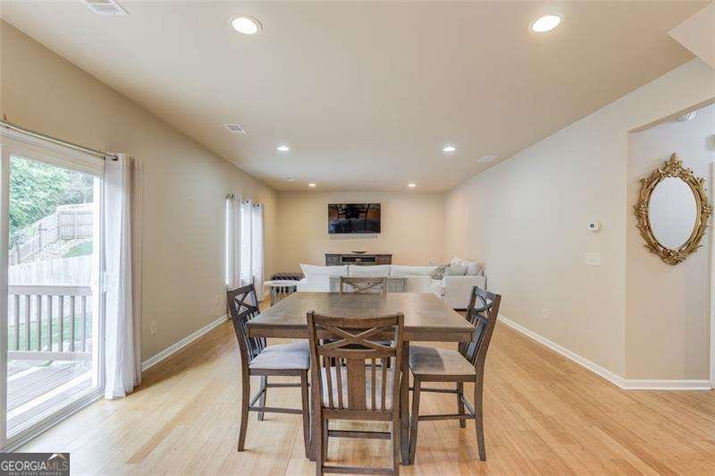 1727 SHIRE VILLAGE Drive Sugar Hill - 13