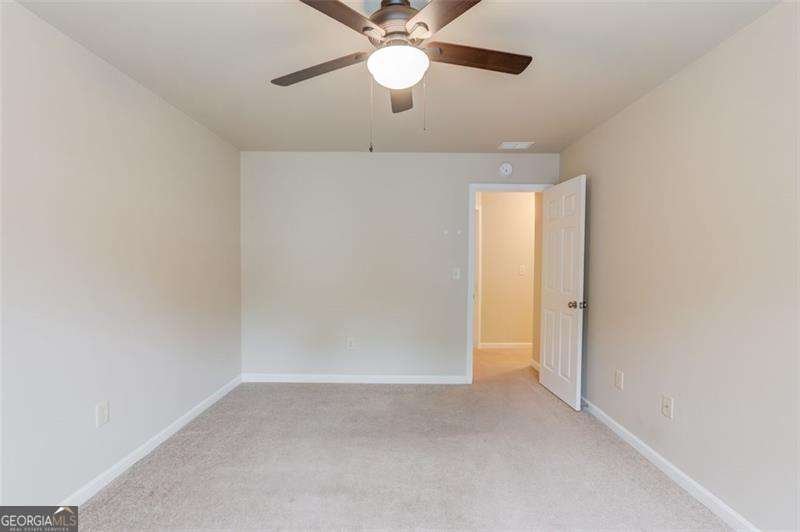 1727 SHIRE VILLAGE Drive Sugar Hill - 29