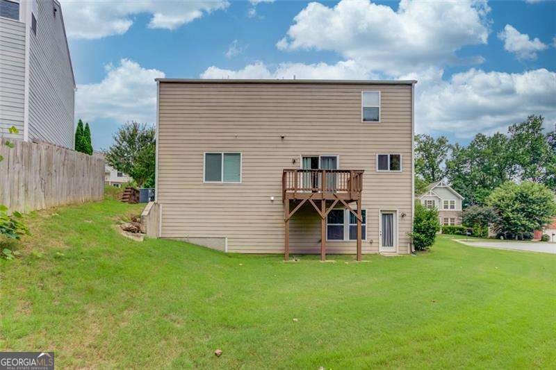 1727 SHIRE VILLAGE Drive Sugar Hill - 40