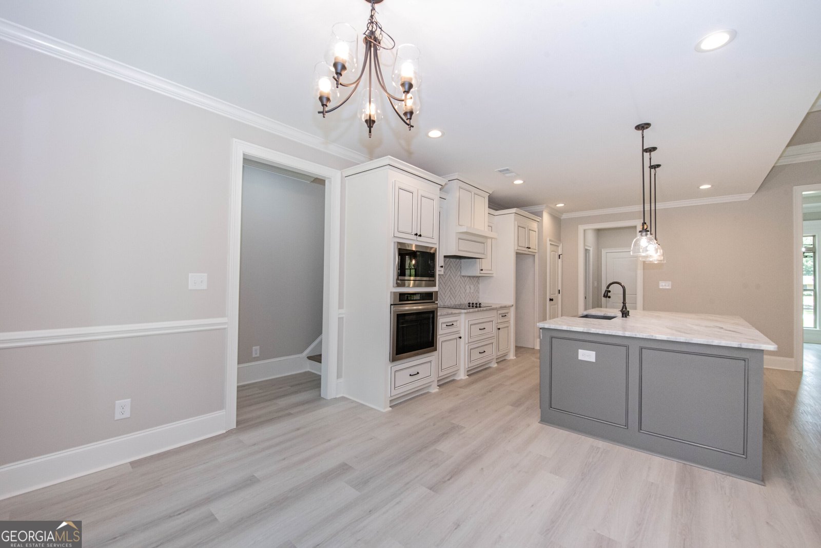 1413 Park Avenue Perry - 27