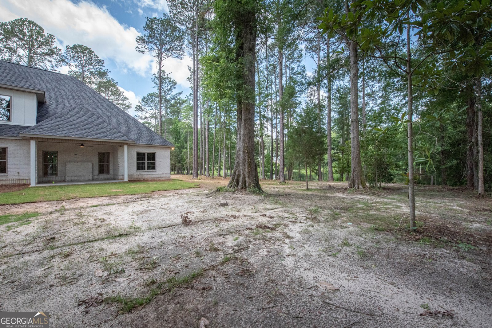 1413 Park Avenue Perry - 66