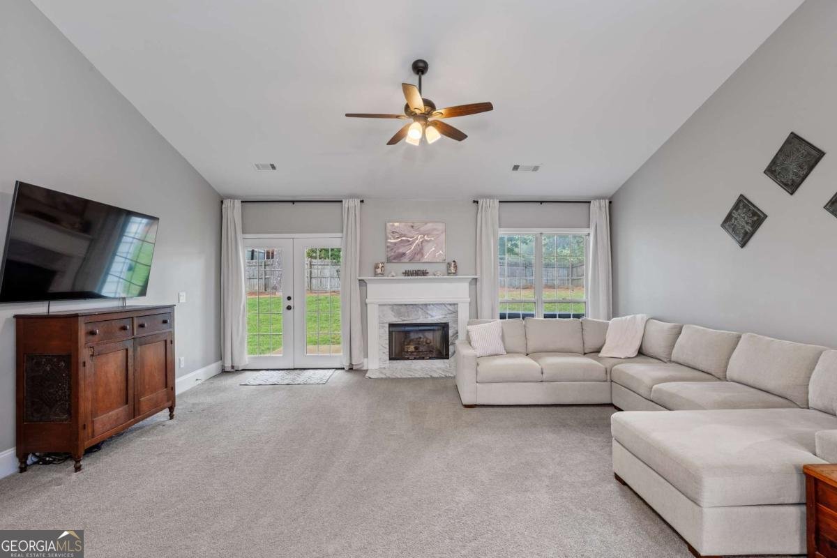 192 SANDHURST Court Suwanee - 19