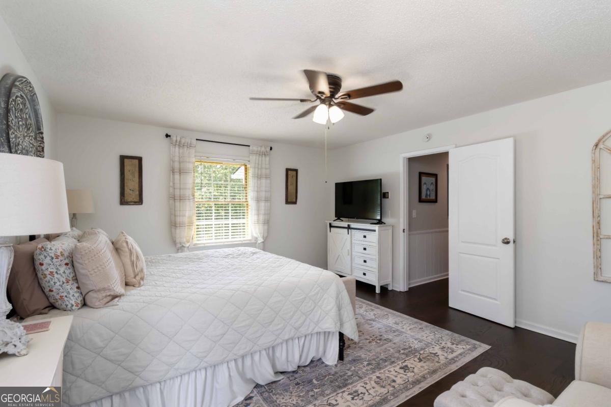 4877 Highland Road Gainesville - 29