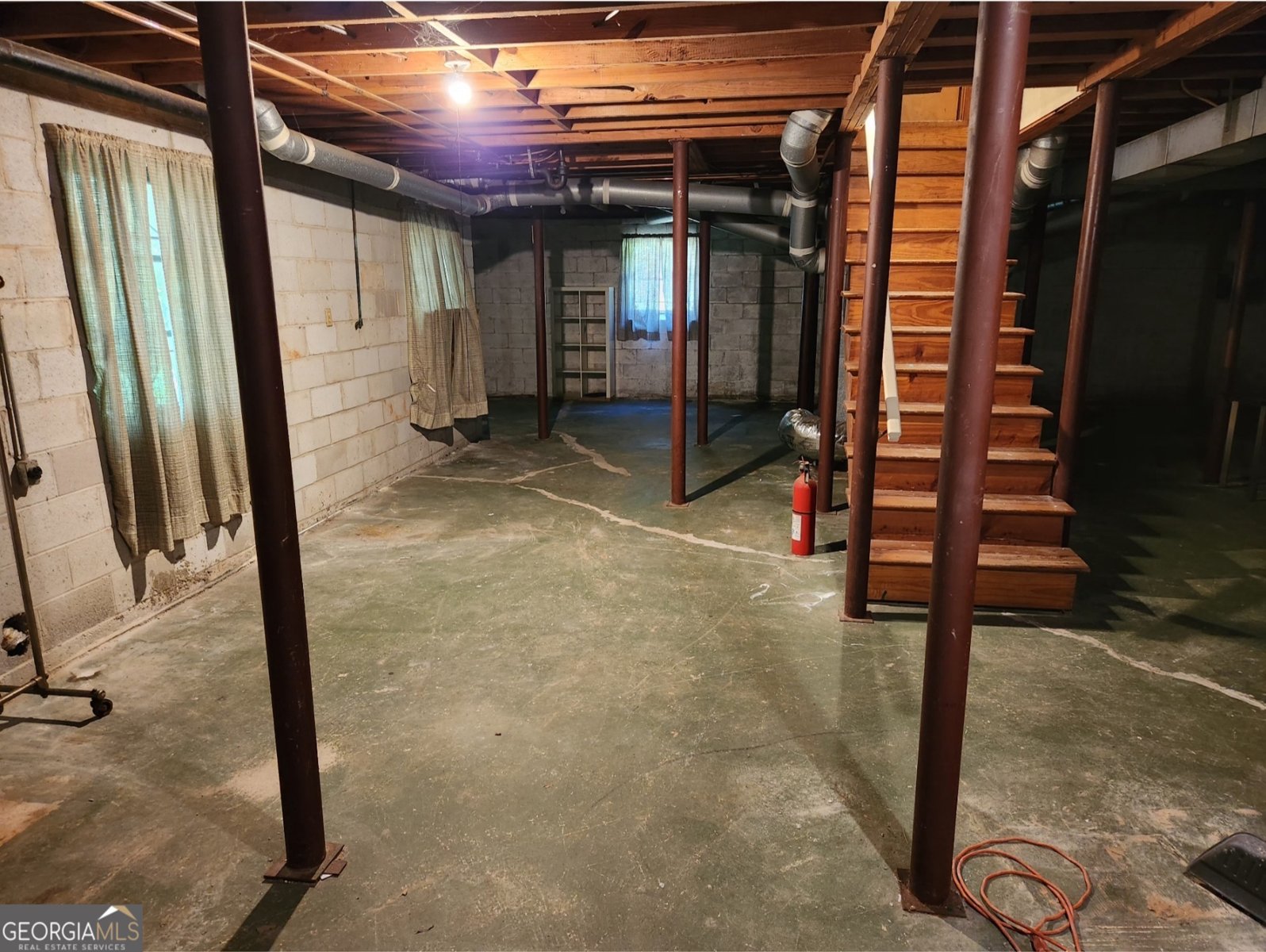 965 stokeswood Avenue Atlanta - 16