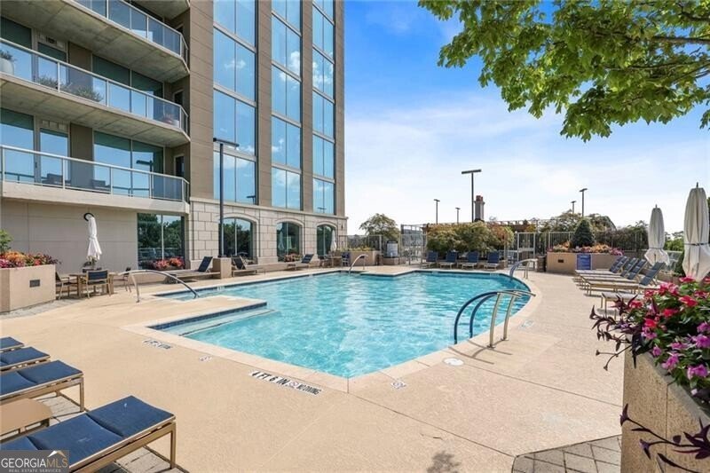 2795 Peachtree Road Atlanta - 28