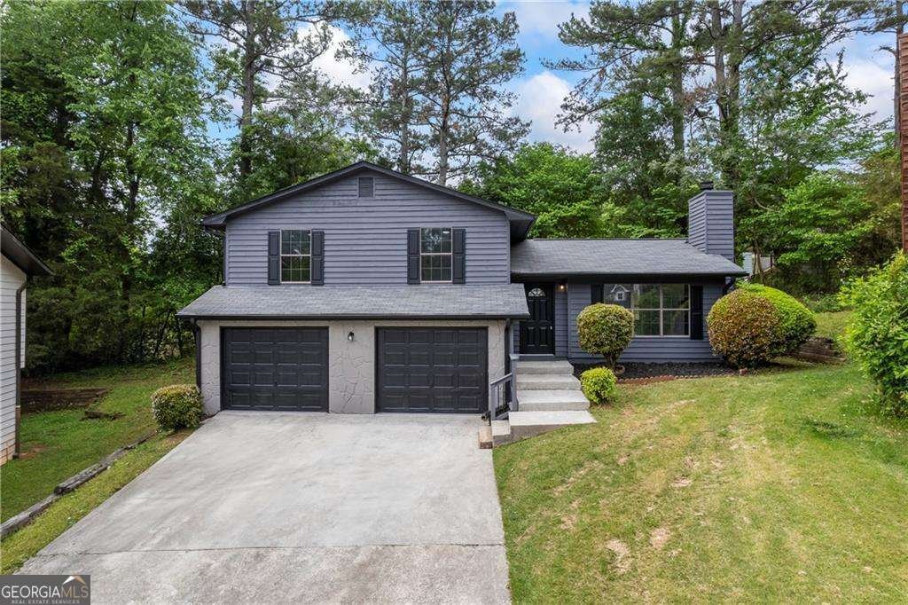 2246 Hightrail Court Lithonia - 1
