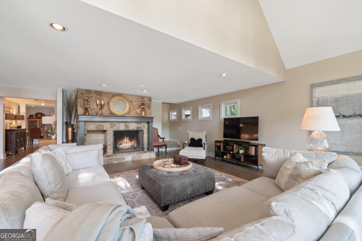 1320 Dogwood Drive Greensboro - 27
