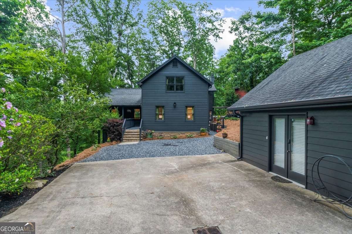 4735 Log Cabin Road Gainesville - 1