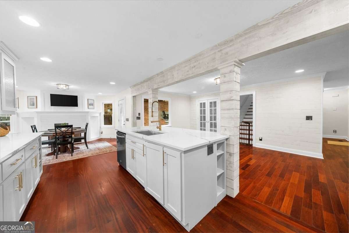 4735 Log Cabin Road Gainesville - 14