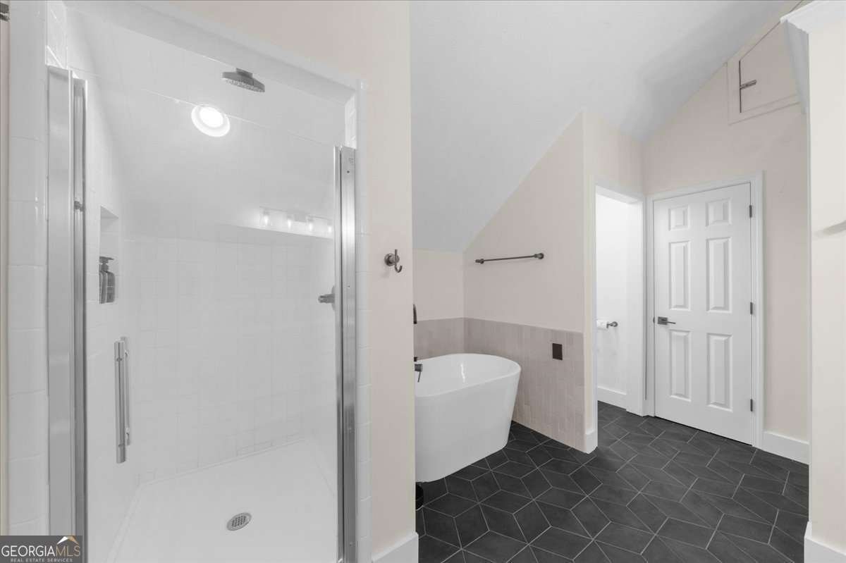 4735 Log Cabin Road Gainesville - 34