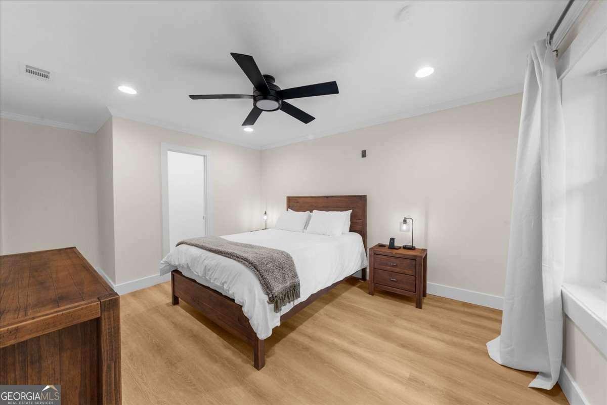 4735 Log Cabin Road Gainesville - 44