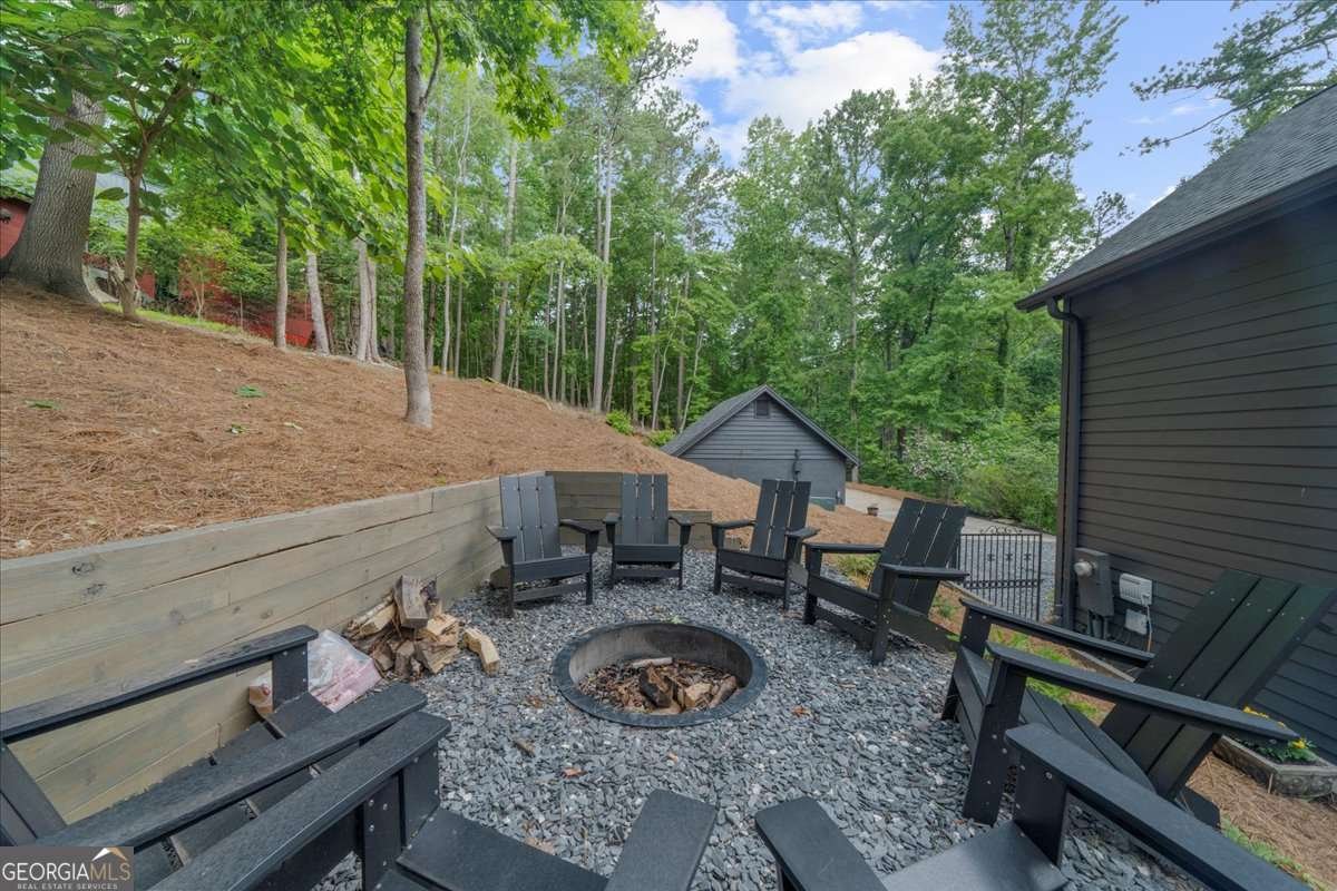 4735 Log Cabin Road Gainesville - 48