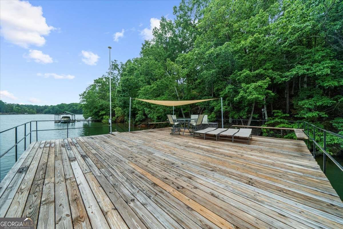 4735 Log Cabin Road Gainesville - 57