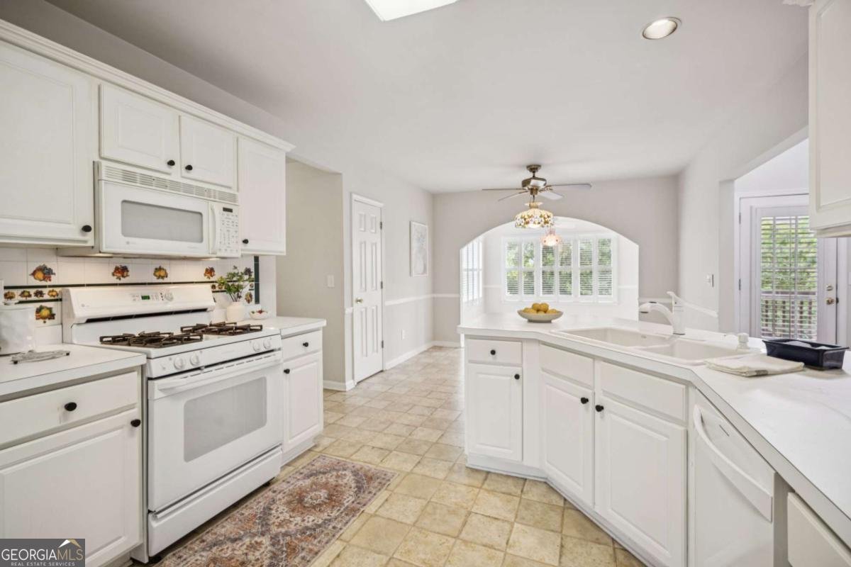 130 White Sands Court Suwanee - 14