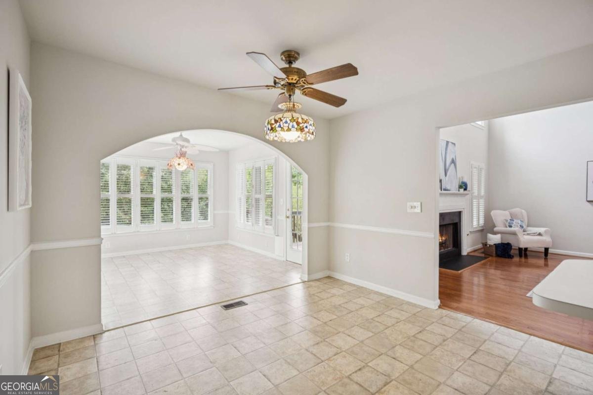 130 White Sands Court Suwanee - 16