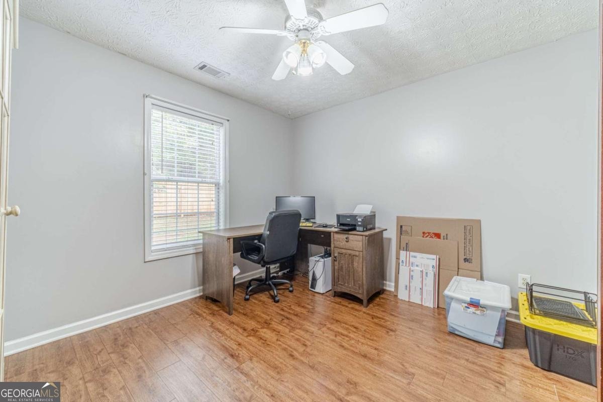 130 White Sands Court Suwanee - 24