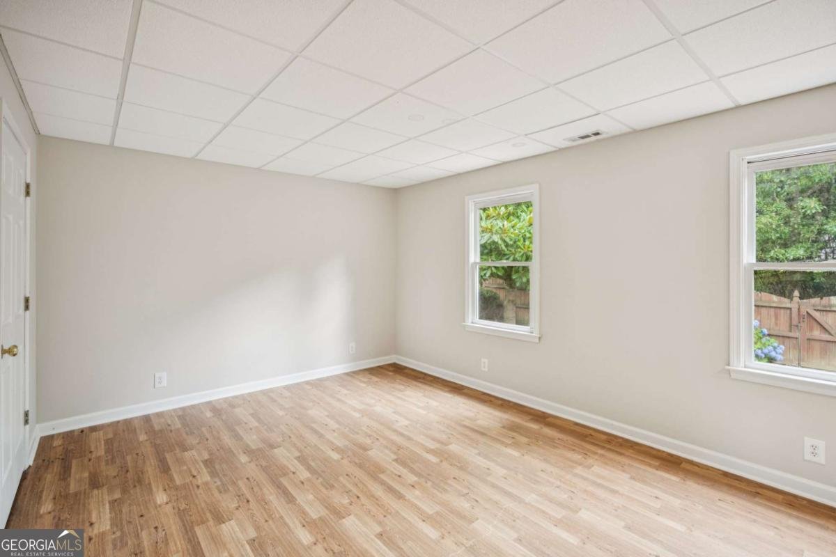 130 White Sands Court Suwanee - 33