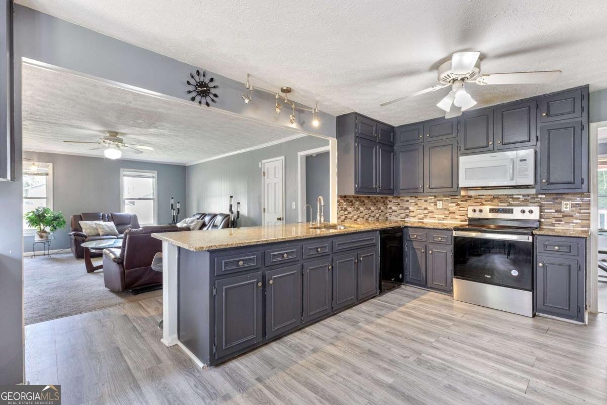 1433 Janice Court Lilburn - 15
